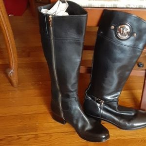 Micheal kors boots